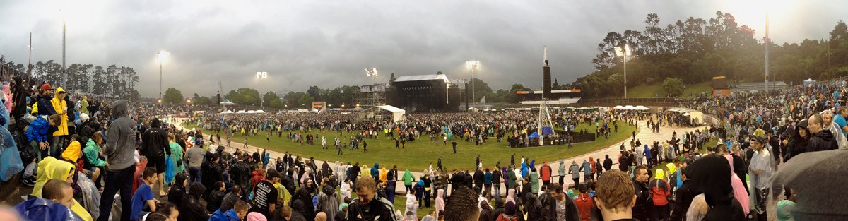 Panoramic Photo of Auckland Foo Fighter Concert