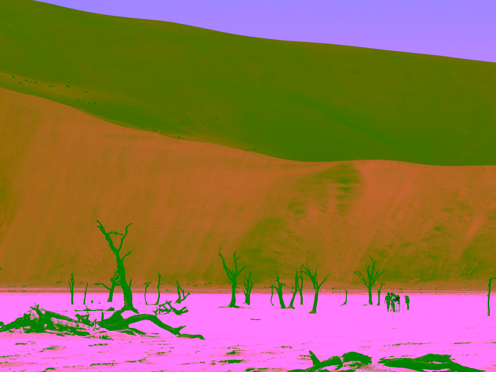 Technically speaking this is the nearby Deadvlei, which is actually a little more spectacular.